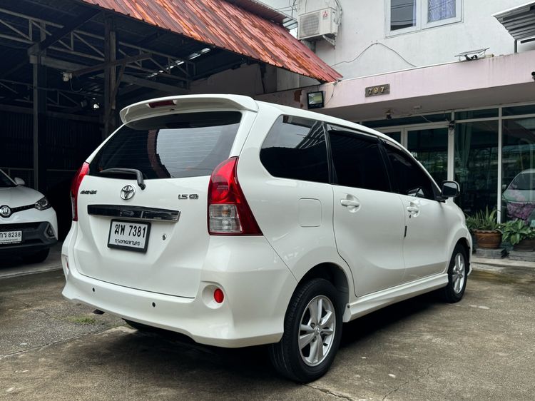 Toyota Avanza 2012 1.5 S Utility-car เบนซิน ไม่ติดแก๊ส เกียร์อัตโนมัติ ขาว รูปที่ 4