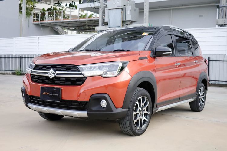 รถ Suzuki XL7 1.5 GLX สี ส้ม