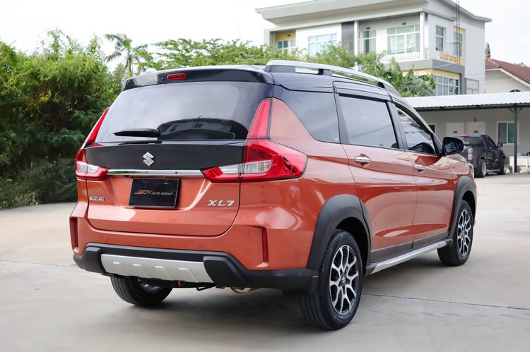 Suzuki XL7 2022 1.5 GLX Utility-car เบนซิน ไม่ติดแก๊ส เกียร์อัตโนมัติ ส้ม รูปที่ 4