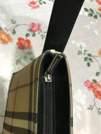  Burberry กระเป๋าถือ คล้องไหล่ได้ สภาพดีมาก รูปที่ 15