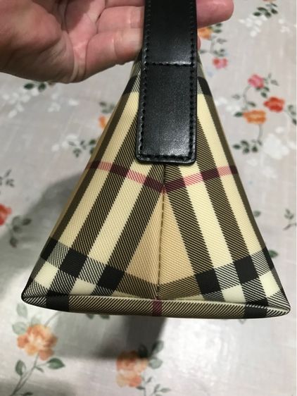 Burberry กระเป๋าถือ คล้องไหล่ได้ สภาพดีมาก รูปที่ 16