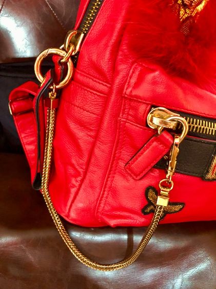 กระเป๋าเป้หนัง MCM Small Stark Insignia ตกแต่งด้วยขนสุนัขจิ้งจอกแท้ รับประกันของแท้200💯 รูปที่ 4