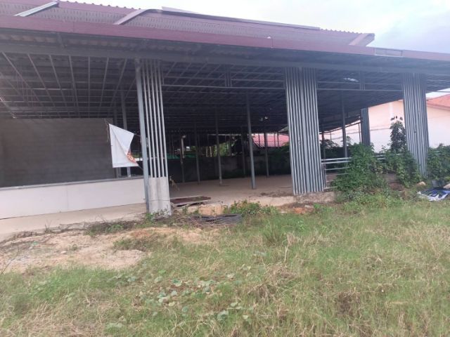 ขายด่วน ลดราคา ที่ดินพร้อมสิ่งปลูก 4ห้อง ติดถนนใหญ่ อ.เทพา รูปที่ 4