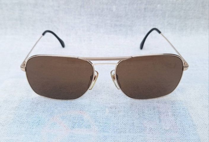 แว่นตาเก่าแก่ลำดับ 2 ของเยอรมนี เมทซเลอร์ METZLER–ZEISS มือหนึ่ง New Old Stock เลนส์กระจกคริสตัลพระเจ้า CARL ZEISS JENA Germany สีน้ำตาล–สว่าง...Authentic Vintage METZLER–ZEISS handcrafted in Stuttgart, West Germany
 รูปที่ 9