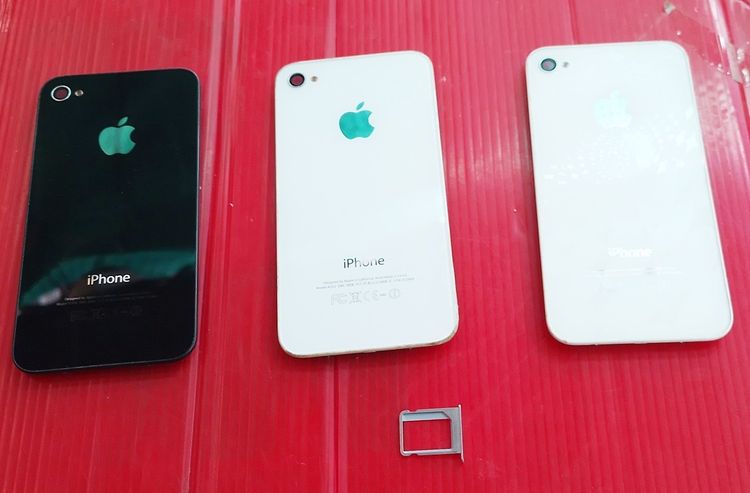 ฝาหลัง iPhone 4 จำนวน 3 อัน พร้อมที่ใส่ซิม รูปที่ 2