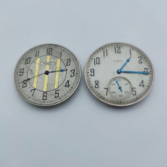 เครื่องนาฬิกาพก โบราณ ยุคปี1900 แบรนด์ ELGIN ทั้งสองเครื่องขนาด 39.6 สภาพสวยสมบูรณ์ ไม่ทราบว่ายังเดินได้ไหมนะครับ