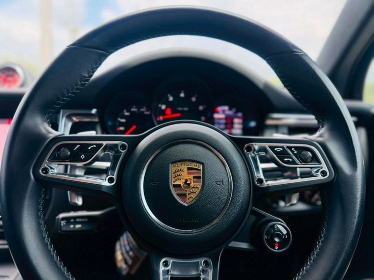 Porsche Macan 2021 2.0 4WD Utility-car เบนซิน ไม่ติดแก๊ส เกียร์อัตโนมัติ ขาว รูปที่ 4