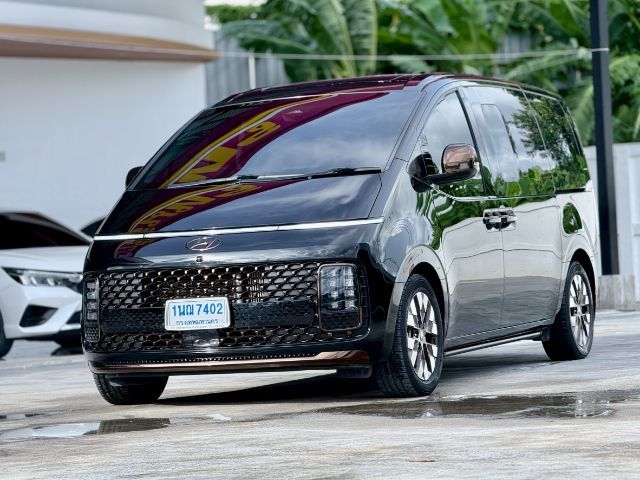 รถ Hyundai Staria PREMIUM 2.2 สี เทา
