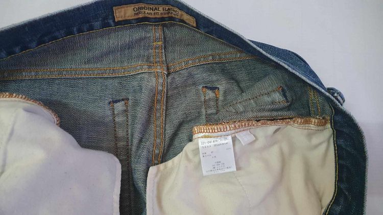uniqlo กางเกงยีนส์รุ่น originnal basic  รูปที่ 5