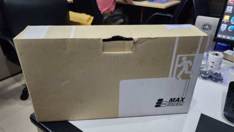 ป้ายไฟ ทางออก b max exb 111 led มี 2 ตัว ตัวละ 900 บาท รูปที่ 4