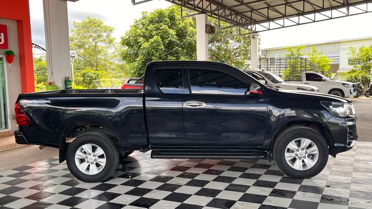 Toyota Hilux Revo 2018 2.4 Prerunner J Plus Pickup ดีเซล ไม่ติดแก๊ส เกียร์ธรรมดา ดำ รูปที่ 4