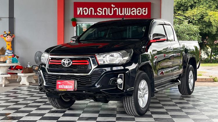 รถ Toyota Hilux Revo 2.4 Prerunner J Plus สี ดำ