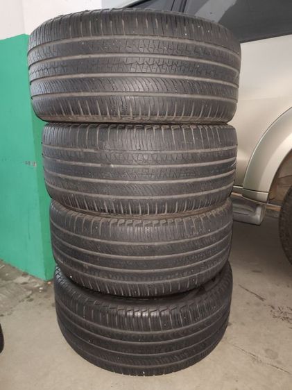 ยาง R21-275-45 ยี่ห้อ pirelli ยางรถมืองสอง