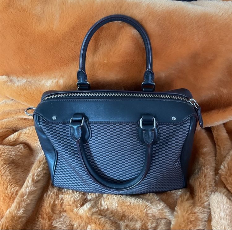 กระเป๋าcoachมือสอง รูปที่ 2