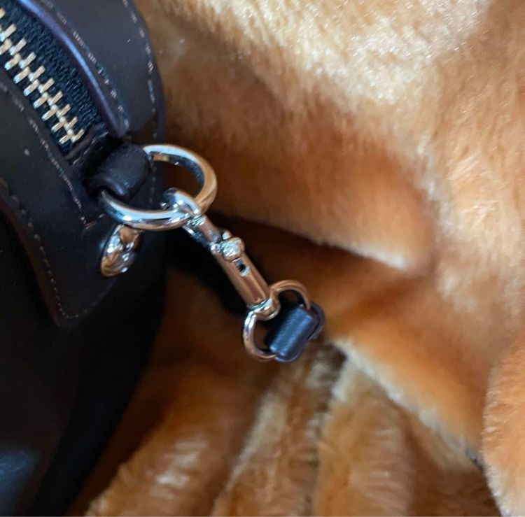 กระเป๋าcoachมือสอง รูปที่ 8