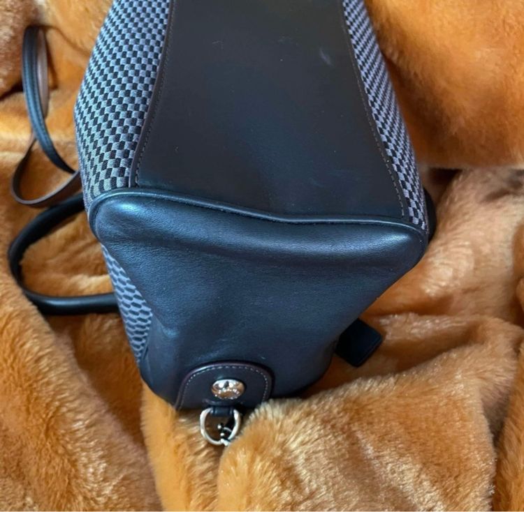 กระเป๋าcoachมือสอง รูปที่ 9