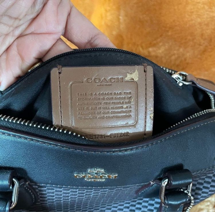กระเป๋าcoachมือสอง รูปที่ 10