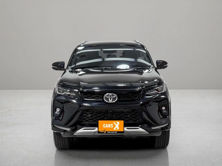 Toyota Fortuner 2024 2.4 Leader V Utility-car ดีเซล ไม่ติดแก๊ส เกียร์อัตโนมัติ ดำ รูปที่ 3
