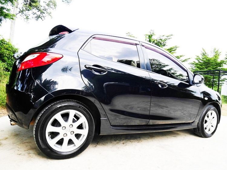 Mazda Mazda 2 2011 1.5 Spirit Sports Sedan เบนซิน ไม่ติดแก๊ส เกียร์อัตโนมัติ ดำ รูปที่ 4