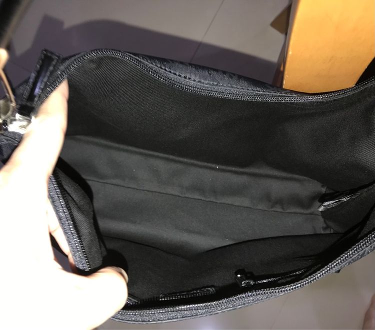 ลดราคา DKNY แท้ กระเป๋าถือ คล้องไหล่ได้ สภาพดีมาก รูปที่ 14