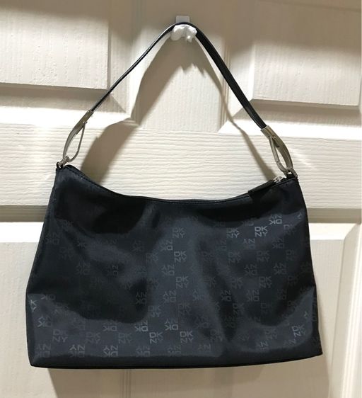 ลดราคา DKNY แท้ กระเป๋าถือ คล้องไหล่ได้ สภาพดีมาก รูปที่ 2