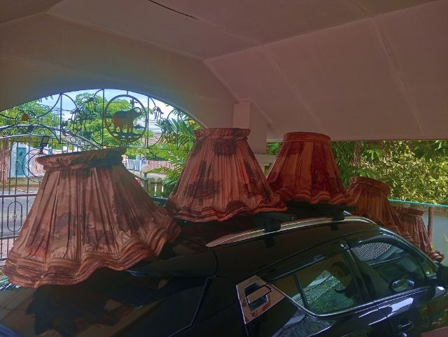 ฝรั่งเศส..โป๊ะผ้าโคมไฟจีบสบัดเก่าโบราณจากฝรั่งเศสขนาดใหญ่สภาพเยี่ยม รูปที่ 13