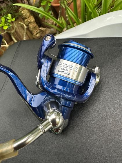 รอกตกปลา Shimano ELF 1000s รูปที่ 4