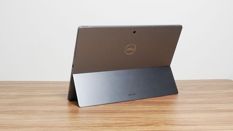 Dell Latitude 7320 Detachable Laptop รุ่นพรีเมี่ยมที่เป็นได้ทั้ง Notebook และ Tablet พร้อมปากกาในตัว รูปที่ 3