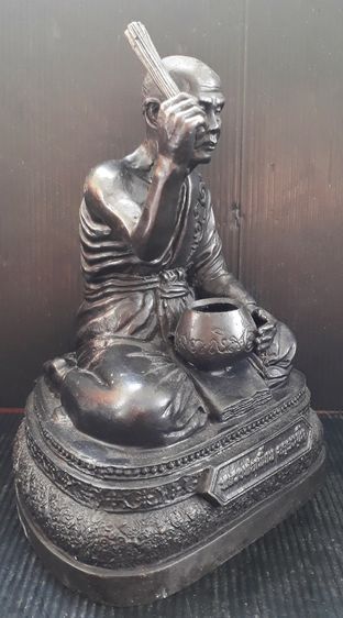 หลวงพ่อเพี้ยน วัดเกริ่นกฐิน  4.5 นิ้ว รูปที่ 2