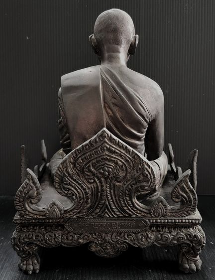 หลวงพ่อแพ วัดพิกุลทอง  นั่งธรรมมาสน์  รูปที่ 4