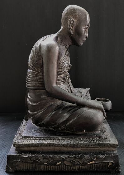 หลวงพ่อจง วัดหน้าต่างนอก รุ่นรวยทรัพย์ 9 นิ้วปี 2539 รูปที่ 5