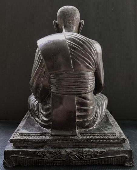 หลวงพ่อจง วัดหน้าต่างนอก รุ่นรวยทรัพย์ 9 นิ้วปี 2539 รูปที่ 4