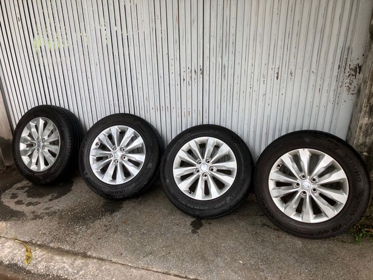ล้อแท้ KIA Grand Carnival มือสอง 18 นิ้ว 5 รู 114 235 60 18 ไม่คด ไม่ดุ้ง ไม่เคยซ่อม