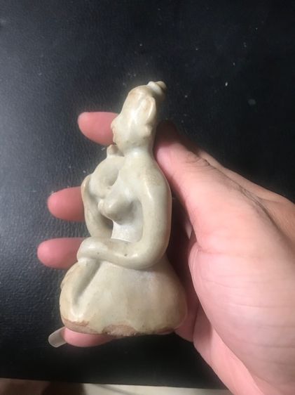 ตุ๊กตาสังคโลกสมัยสุโขทัย รูปที่ 4