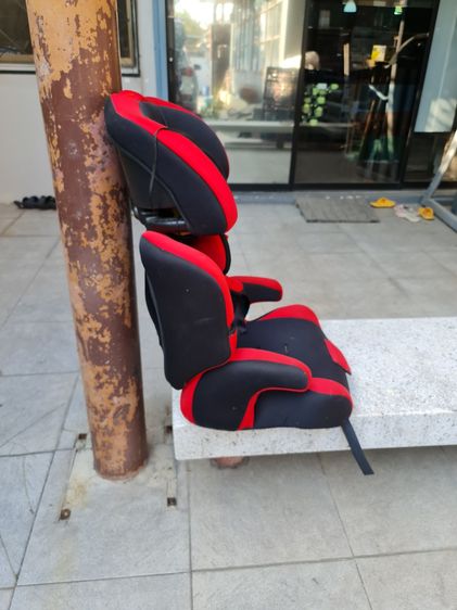 คาร์ซีท เป็น Booster  สำหรับเด็กโต สามารถถอดพนักพิงได้ ปรับเอนตามเบาะรถยนต์   รูปที่ 4