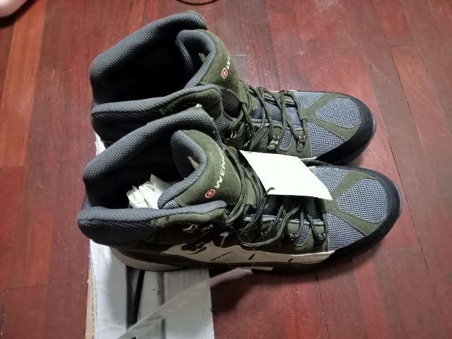 ขายรองเท้าเดินป่ายี่ห้อวินเจอร์ size 45 ของใหม่ ซื้อมา 2,300 บาท ใส่ไม่ได้ เลยขาย 1,800 บาท ตามรูป รูปที่ 2