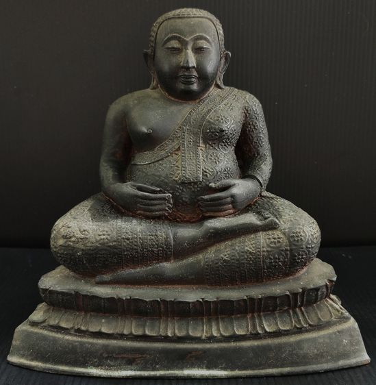 พระมหากัจจายนะ จีวรลายดอก วัดในกลาง