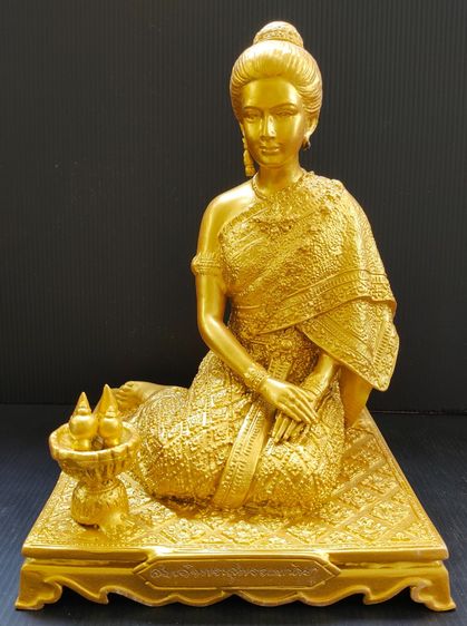 พระสุพรรณกัลยา วัดราชสิทธาราม 