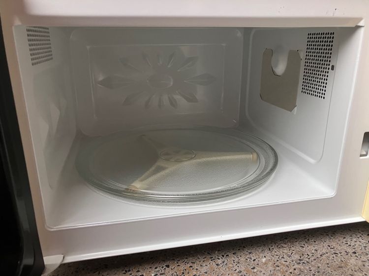  Microwave Imarflex รุ่น Top ปุ่มสัมผัสไม่ใช่แบบหมุน ขนาด 20 ลิตร สภาพดีใช้งานได้ปกติ รูปที่ 4