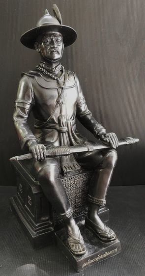 สมเด็จพระเจ้าตากสินมหาราช วัดอินทาราม องค์ใหญ่ ปี 52 รูปที่ 4