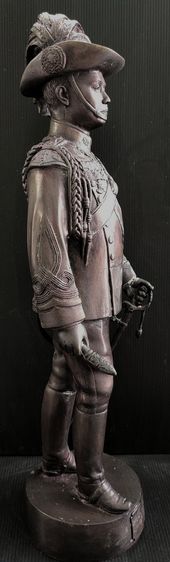 พระบรมรูป พระบาทสมเด็จพระมงกุฏเกล้าเจ้าอยู่หัว รัชกาลที่ ๖ รร.ศรีอยุธยา รูปที่ 5