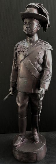 พระบรมรูป พระบาทสมเด็จพระมงกุฏเกล้าเจ้าอยู่หัว รัชกาลที่ ๖ รร.ศรีอยุธยา รูปที่ 3