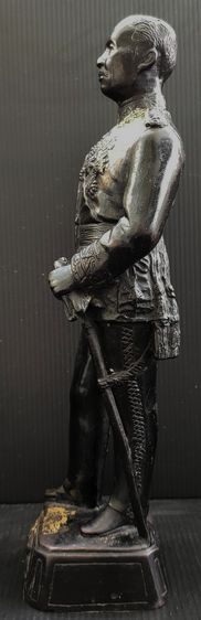 พระบรมรูป รัชกาลที่ ๕ สูง11 นิ้ว รูปที่ 6