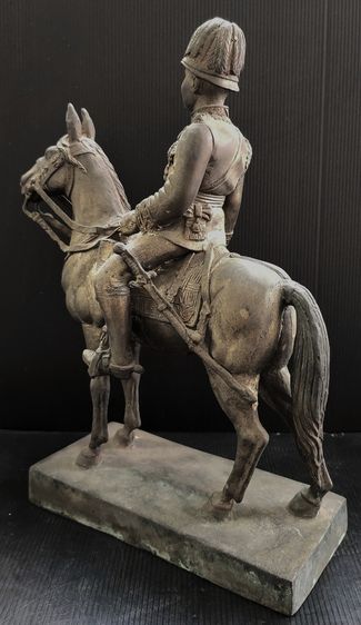 พระบาทสมเด็จพระจุลจอมเกล้าเจ้าอยู่หัว รัชกาลที่ ๕ ทรงม้า  รูปที่ 8
