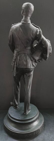 พระบาทสมเด็จพระจุลจอมเกล้าเจ้าอยู่หัว รัชกาลที่ ๕  สูง 19 นิ้ว รูปที่ 5