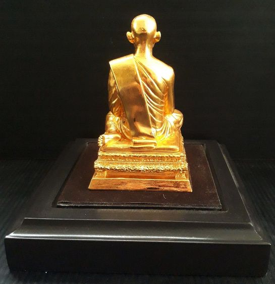 พระบรมรูป ร.๙ ทรงผนวช รพ.ศิริราช สวยมาก รูปที่ 5