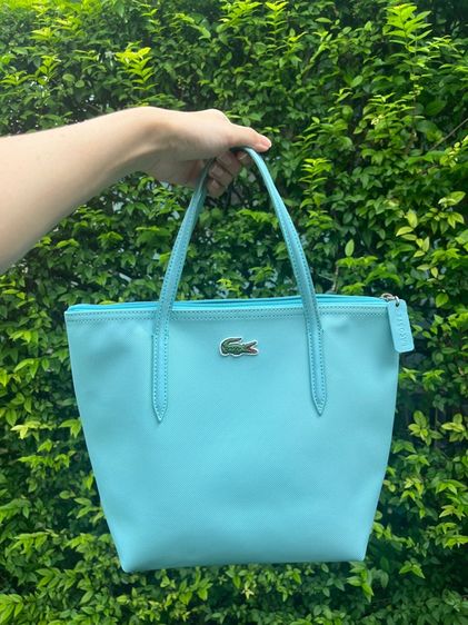 กระเป๋า Lacoste