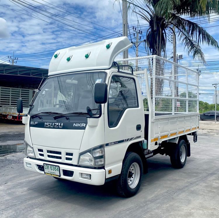 รถ  ISUZU NKR  100 แรง เทอร์โบ  รถห้างแท้ (4 ล้อไม่ติดเวลา) ปี 2550  แหนบหน้า เพลาลอย  กะบะคอกสูง ยาว 3.20 ม.