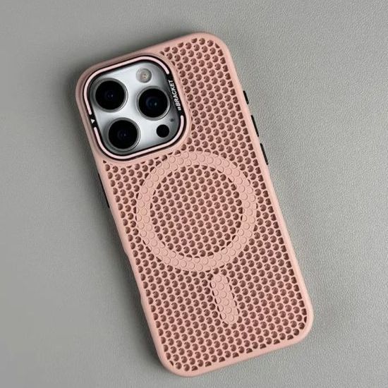 เคสมือถือ iPhone 15, 15 pro, 16, 16 pro พร้อมรองรับ Wireless Charge รุ่น Modern Honey Comb by B'Choices TH รูปที่ 4