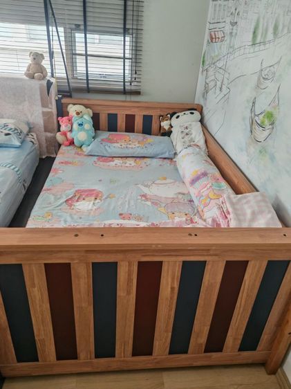 ขายเตียงไม้  2 ชั้น พร้อมฟูก เตียงล่าง 4 ฟุต นอนได้ 2 คน เตียงบน 3 ฟุต รูปที่ 3